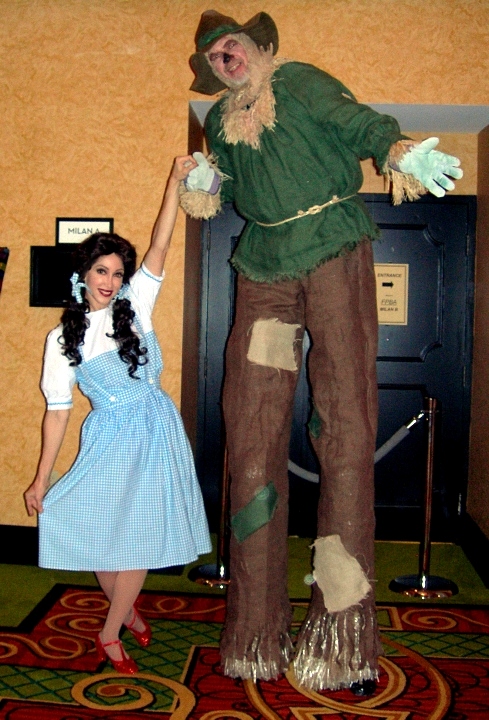 SCARECROW AND DOROTHY