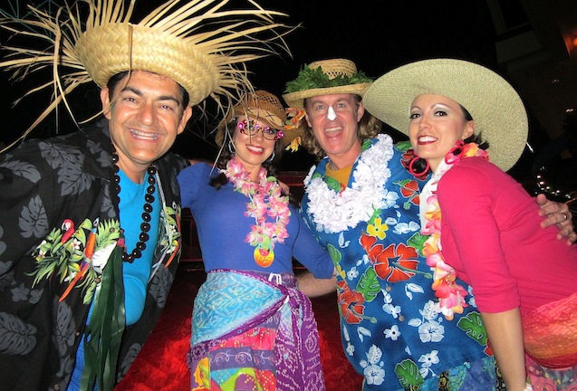 TROPICAL TACKY TOURIST STILT WALKERS BY STILT PROS