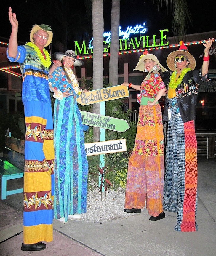 TACKY TOURIST STILT WALKERS BY STILT PROS